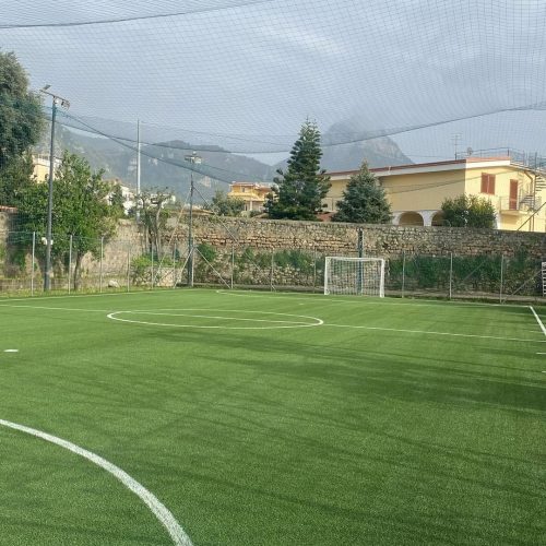 Campo Calcio Paradiso a Meta
